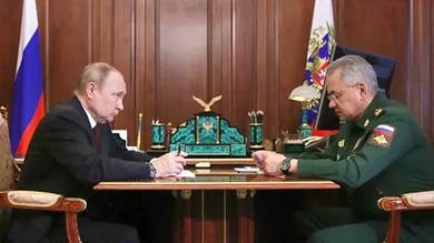 ​شويغو يبلغ بوتين بإتمام السيطرة على لوغانسك.. والرئيس الروسي لقواته: استريحوا